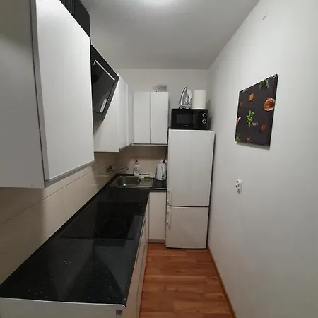 4 Rooms Anielewicza Gæstehus