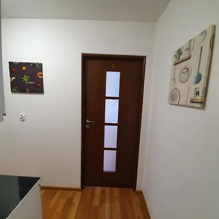 4 Rooms Anielewicza * 华沙