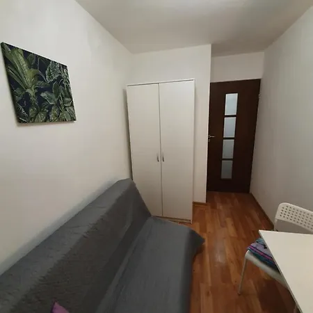 4 Rooms Anielewicza *
