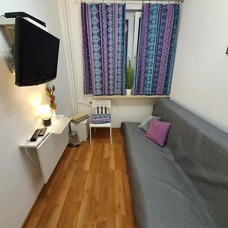 4 Rooms Anielewicza Warszawa
