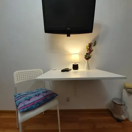 4 Rooms Anielewicza Guest house Warsaw